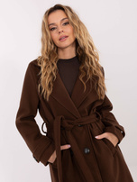 Brown elegant coat with double-breasted closure.