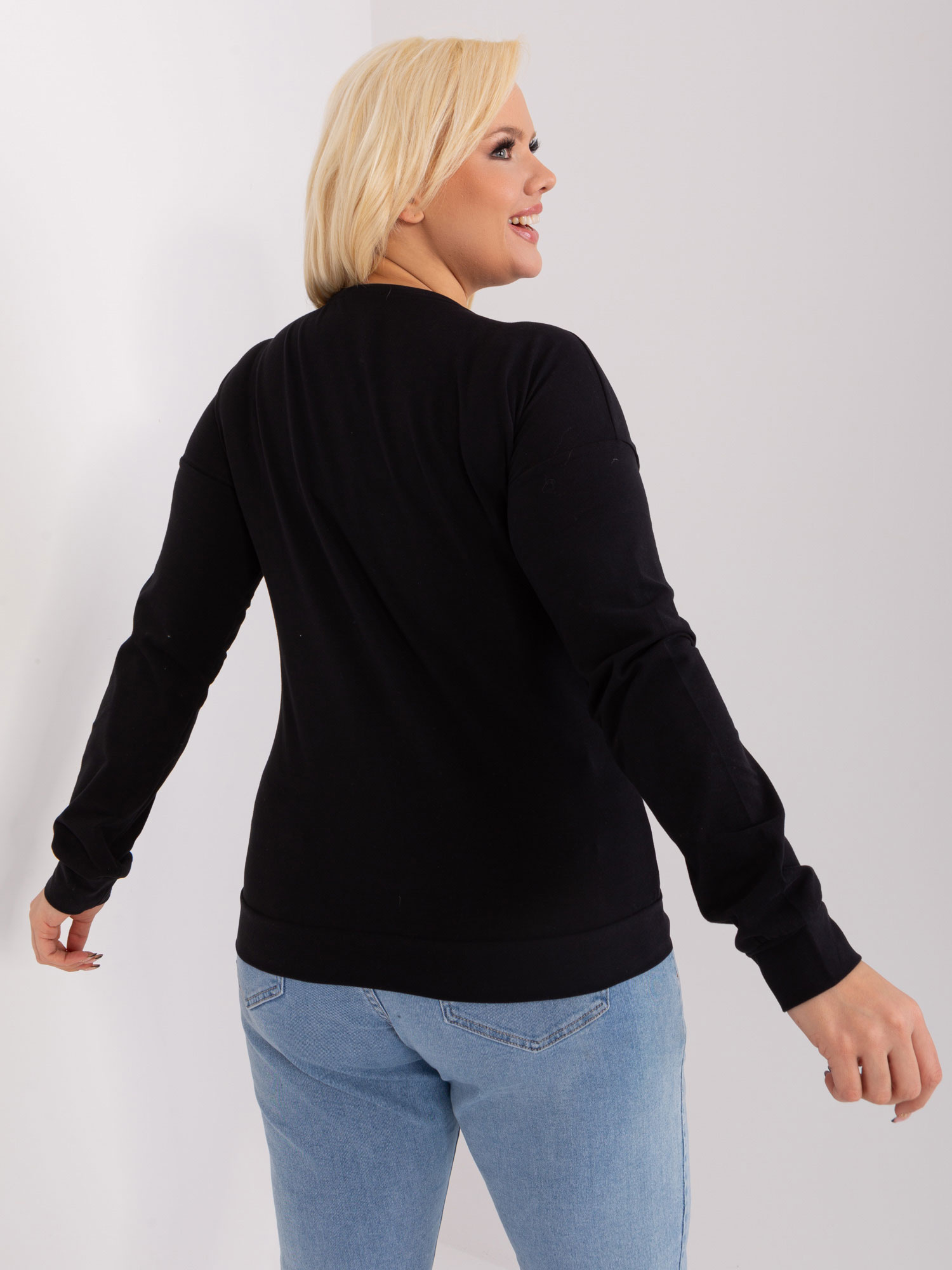 Hurt Czarna damska bluzka plus size z dekoltem V 