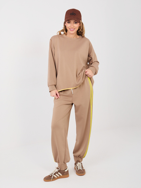 Ciemnobeżowy komplet z miękkiego materiału RUE PARIS