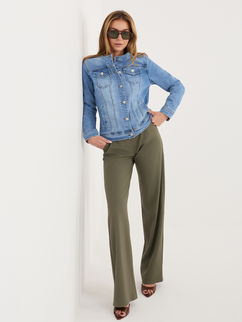 Niebieska jeansowa kurtka z okrągłym dekoltem