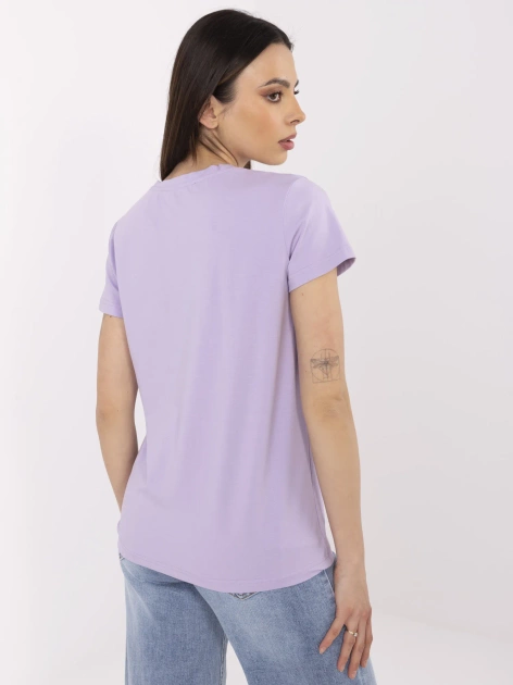 Liliowy t-shirt z dekoltem V BASIC FEEL GOOD