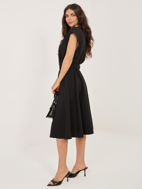 Czarna midi sukienka z krótkim rękawem