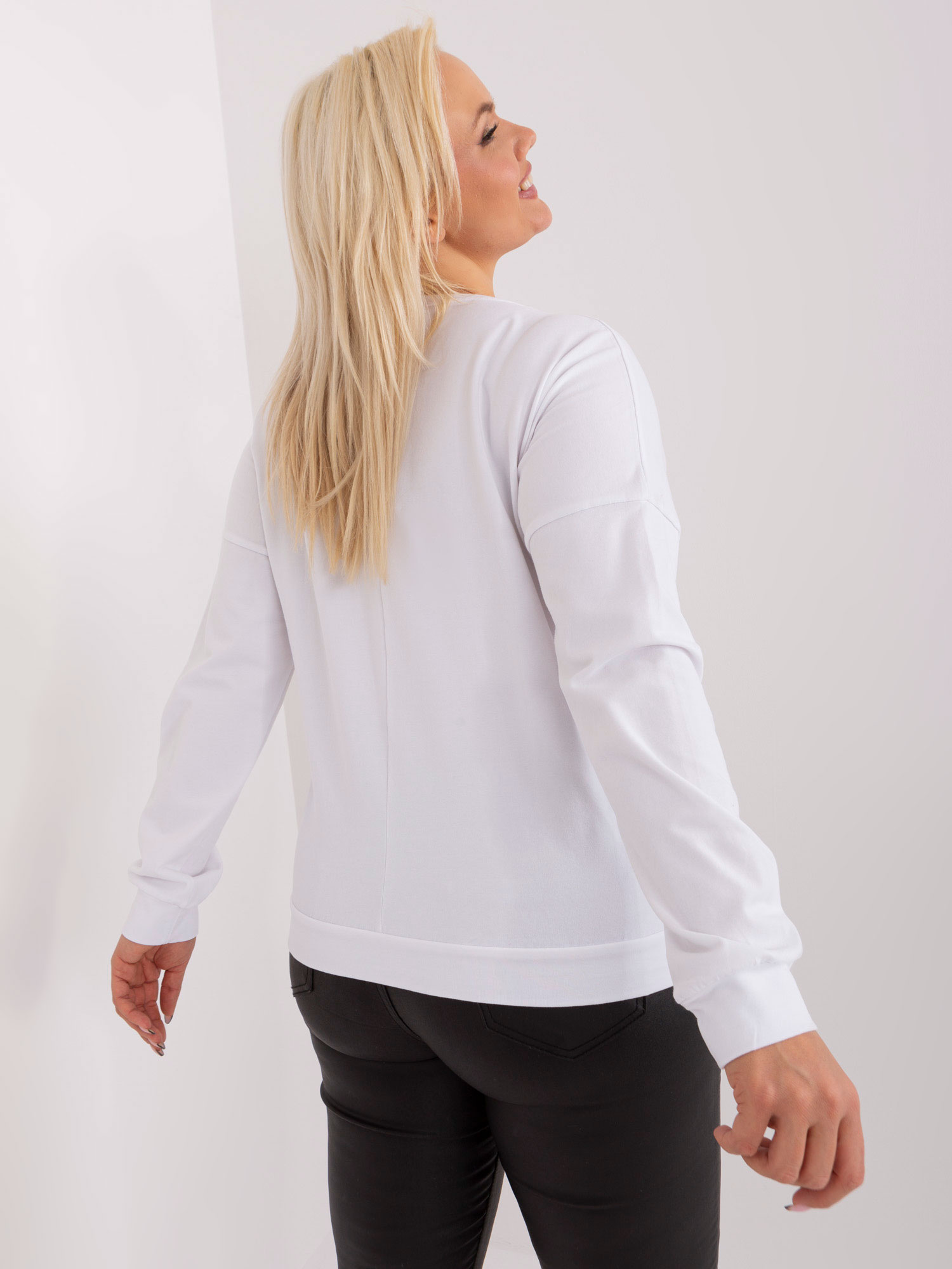 Hurt Biała bluzka plus size z okrągłym dekoltem