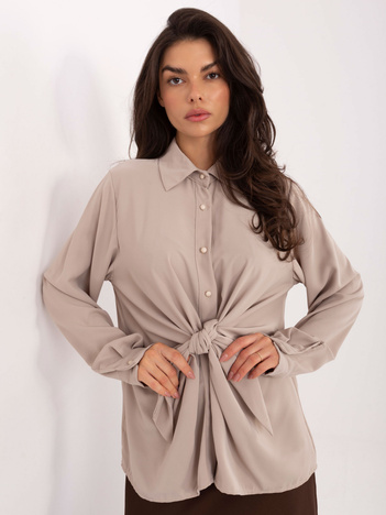 Beżowa koszula z ozdobnymi guzikami