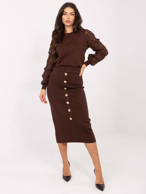 Brązowy elegancki sweter z okrągłym dekoltem