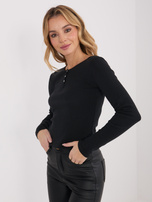 Czarna damska bluzka basic z guzikami przy dekolcie