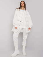 Ecru trzyczęściowy komplet z kamizelką Minneola