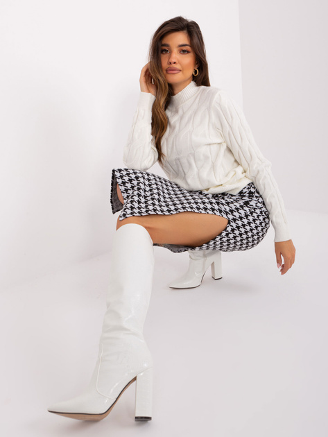 Hurtownia Biało-czarna spódnica dzianinowa z rozcięciami