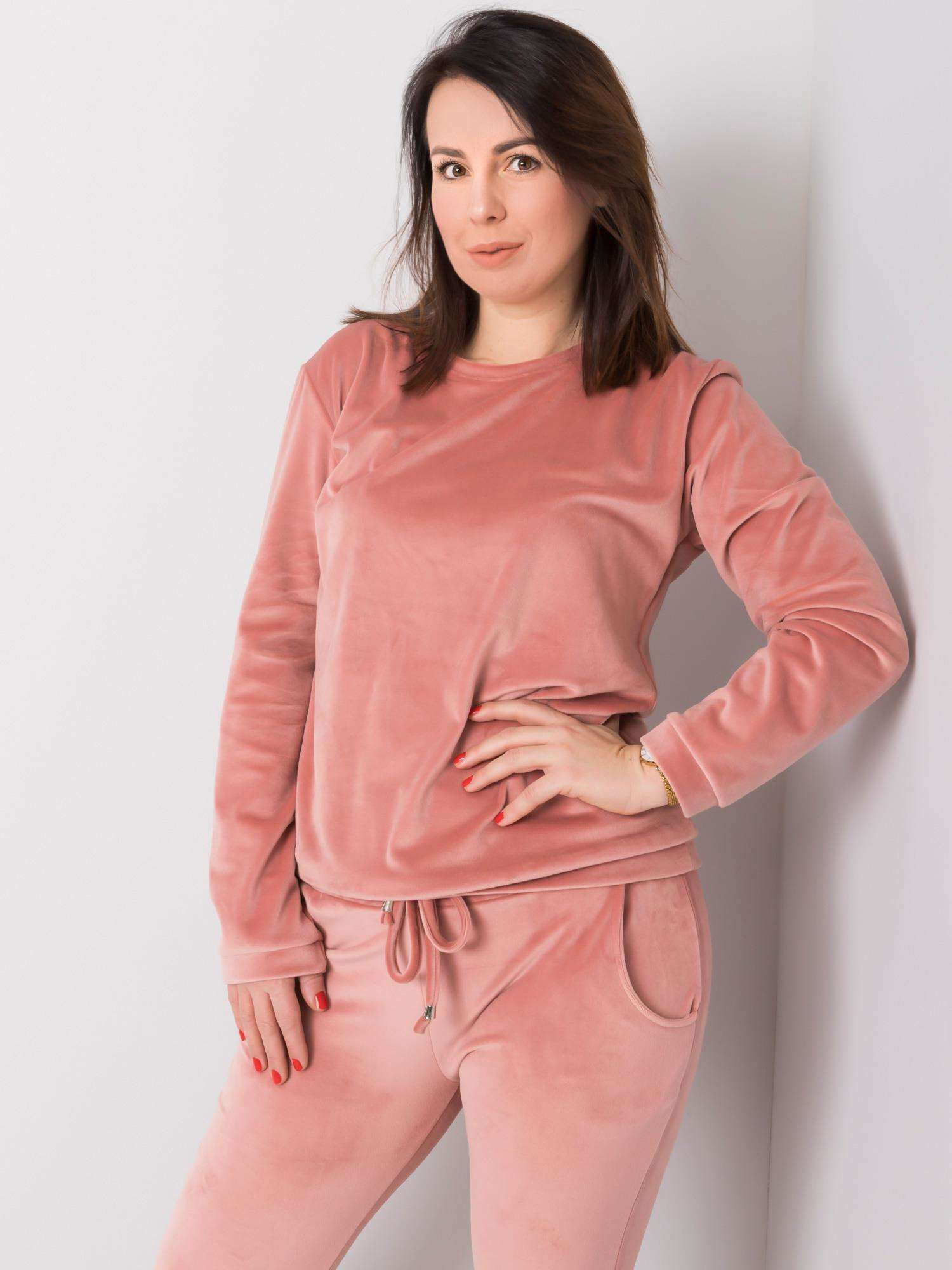 Brudnoróżowy welurowy komplet plus size Jeanne