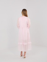 Jasnoróżowa damska sukienka oversize w stylu boho