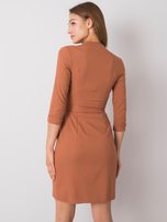 Brązowa sukienka z wiązaniem Edelie