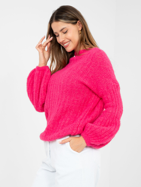 Fuksjowy sweter oversize z domieszką wełny
