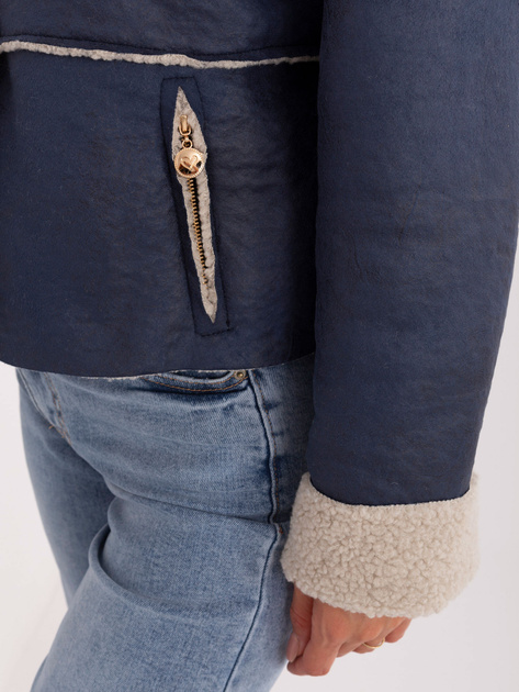 Niebieska krótka kurtka z imitacją kieszeni