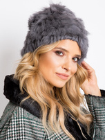 Szara futrzana czapka