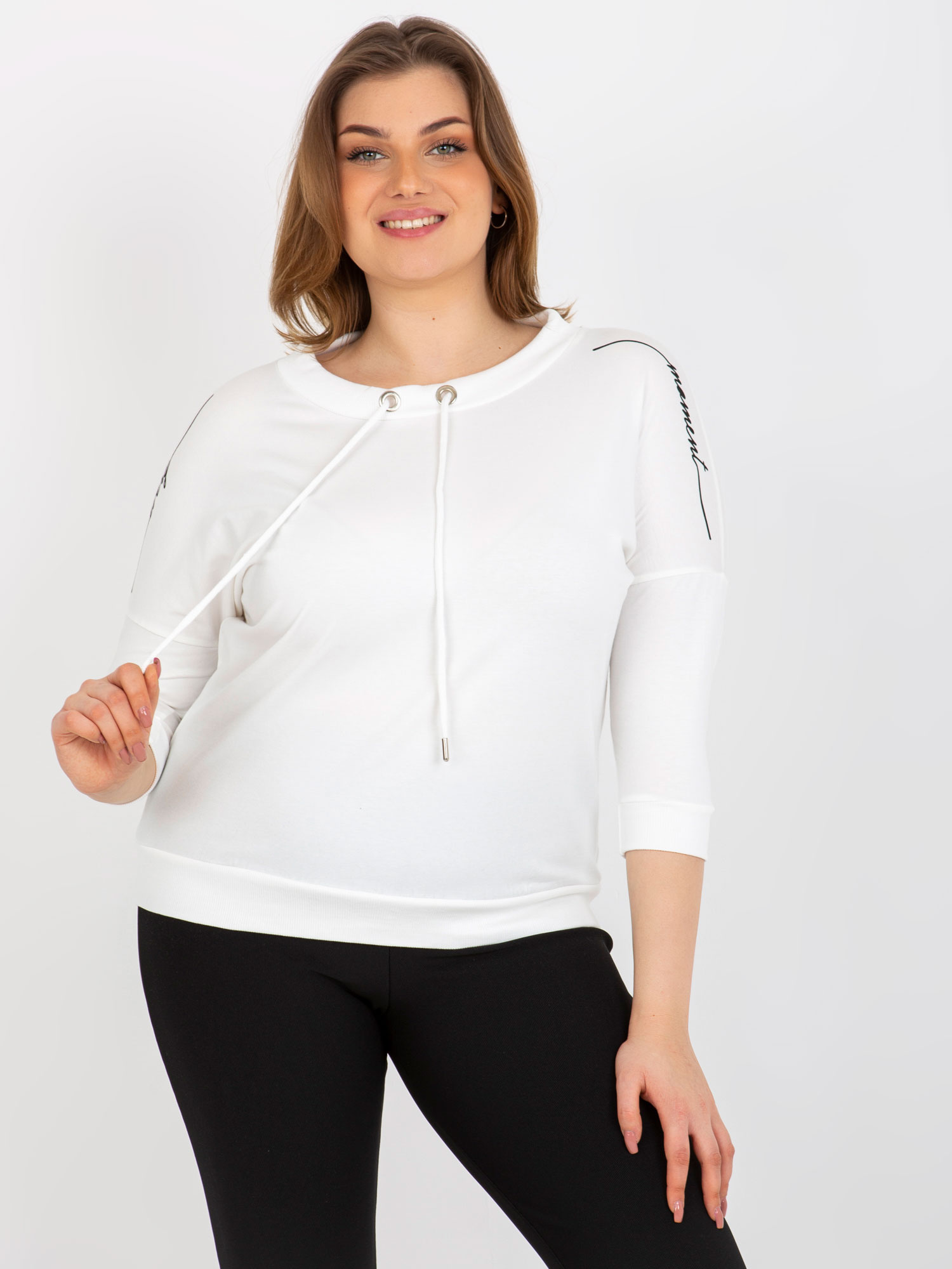 Khaki gładka bluzka plus size z napisami