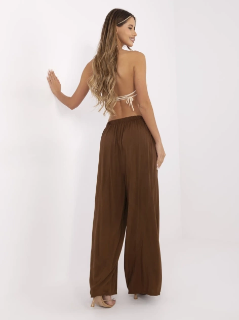Brązowe zwiewne spodnie z wiązaniem