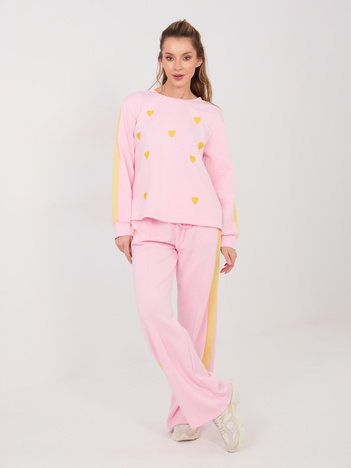 Pastelowy różowy komplet z bluzą bez kaptura RUE PARIS 