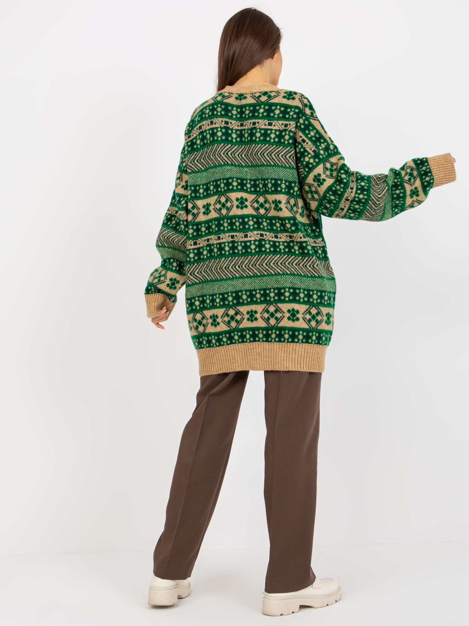 Zielono-camelowy ciepły sweter rozpinany oversize