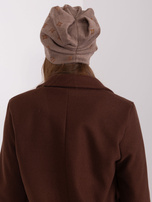 Hurt Brązowa damska czapka zimowa z dżetami