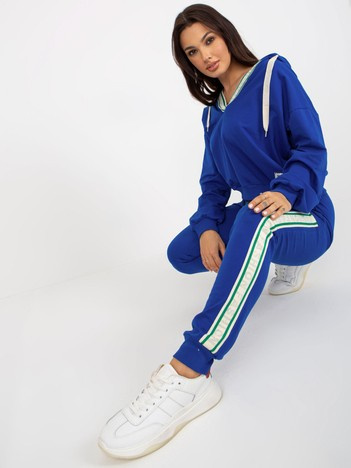 Hurtownia Ciemnoniebieski komplet casualowy z aplikacją