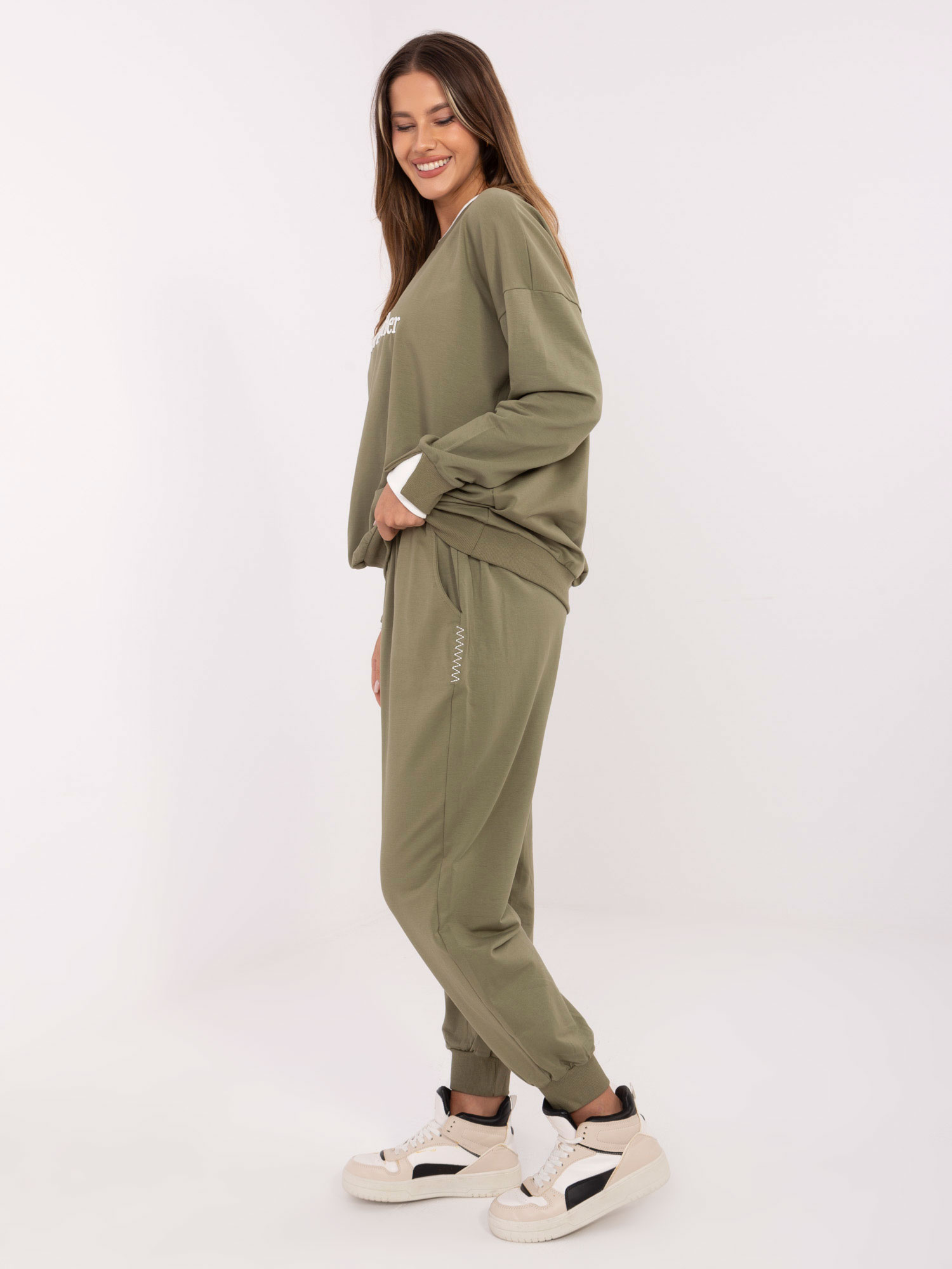 Komplet khaki