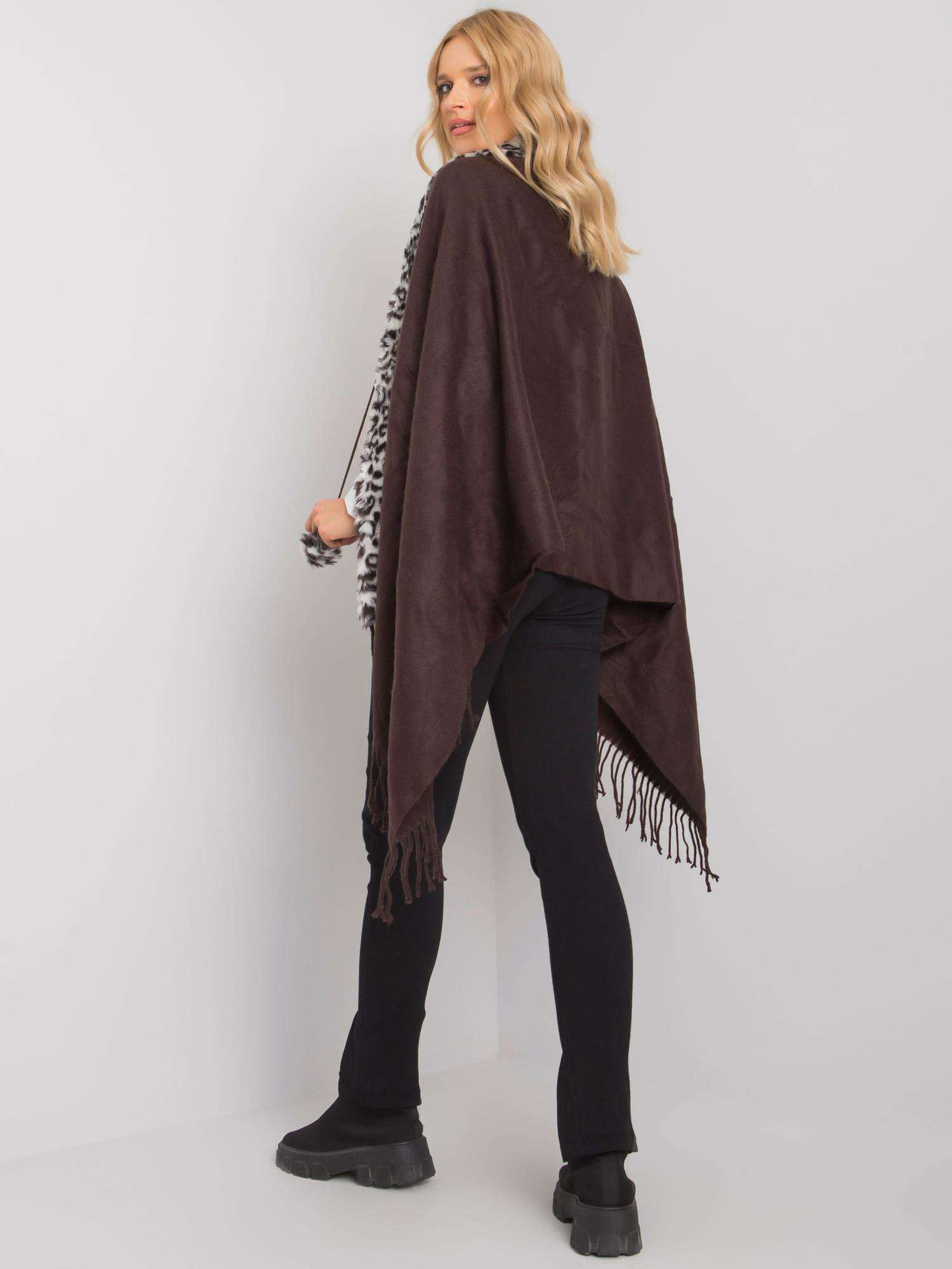 Brown-white scarf with fur