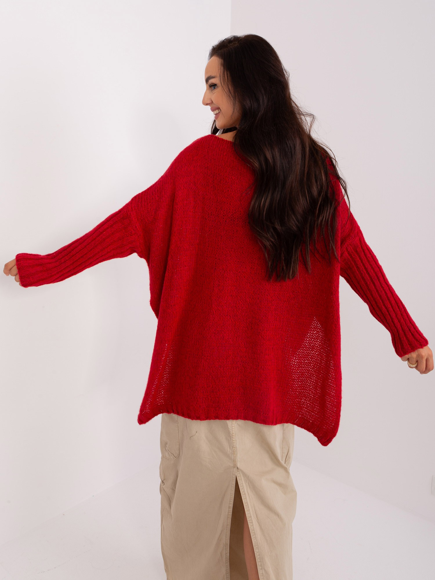 Ciemnoczerwony dzianinowy sweter oversize OCH BELLA