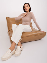 Hurtownia Beżowa bluzka z wiskozy BASIC FEEL GOOD