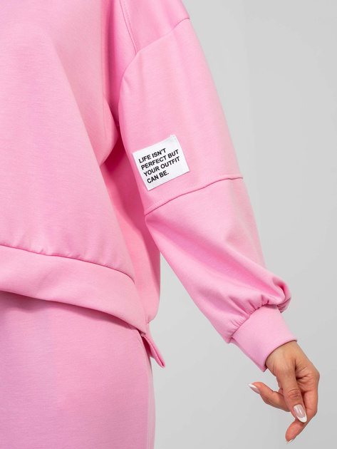 Pastelowy różowy dwuczęściowy komplet z naszywką