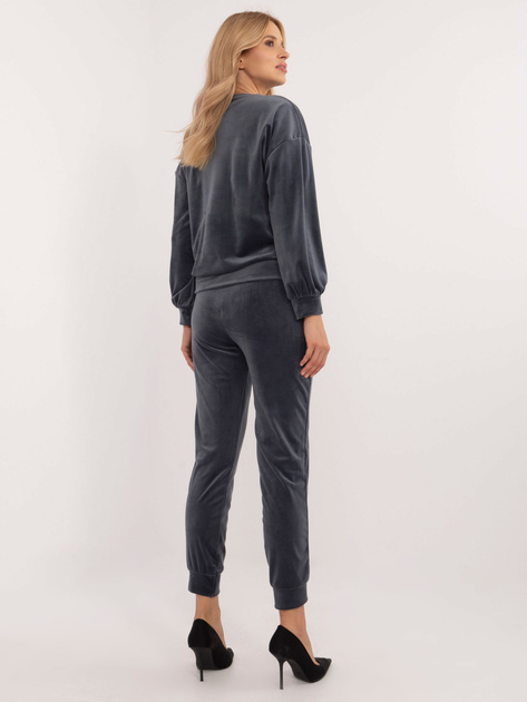 Hurtownia Grafitowy welurowy komplet damski z literą M