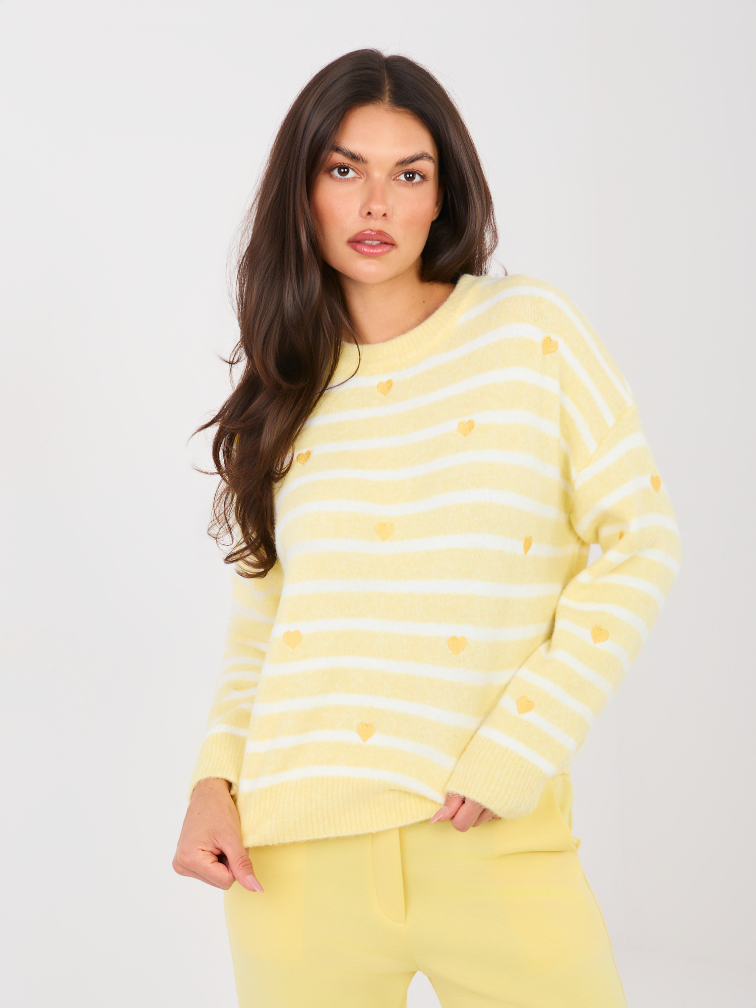 Sweter jasny żółty