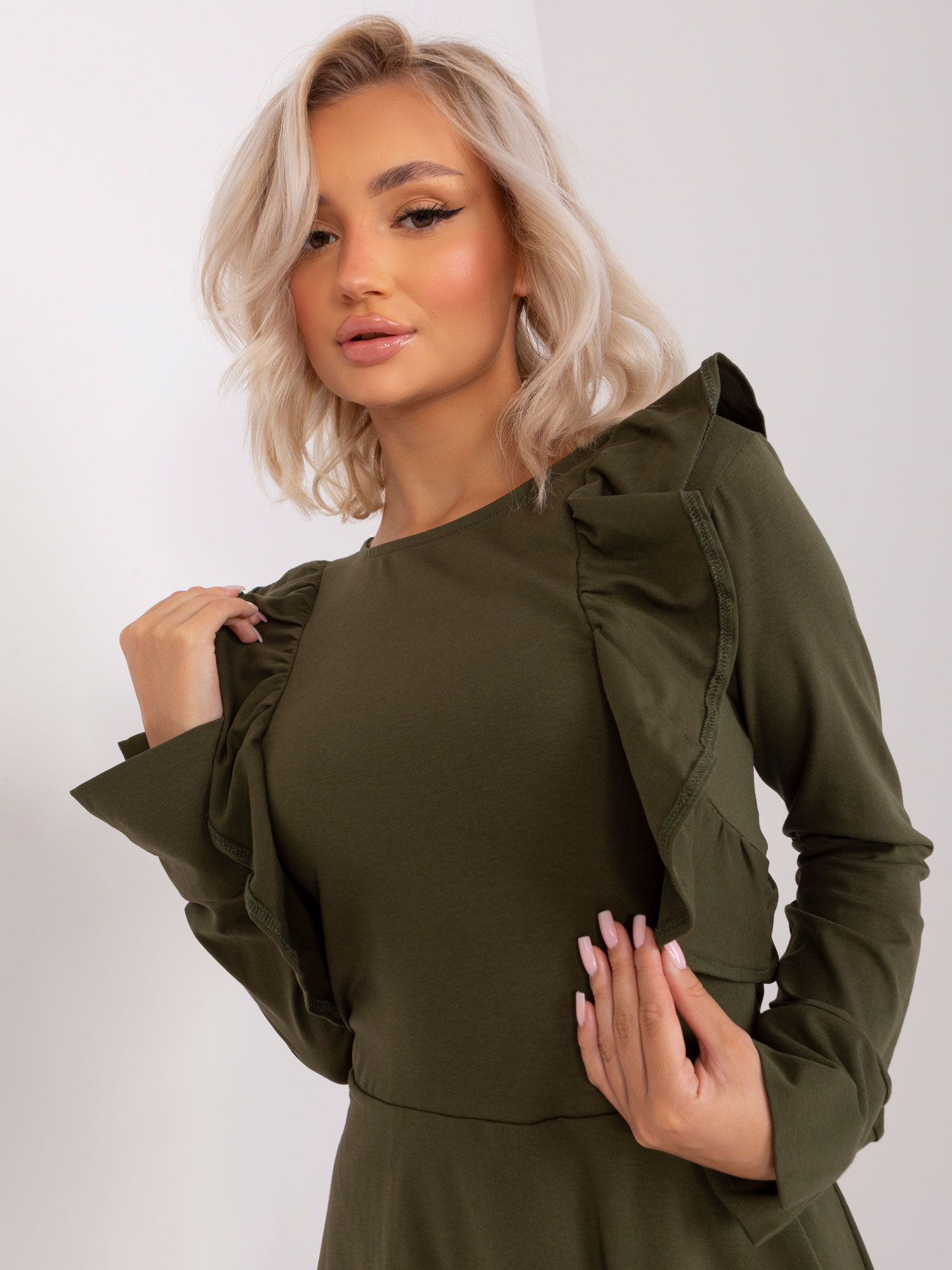 Khaki rozkloszowana sukienka z bawełny