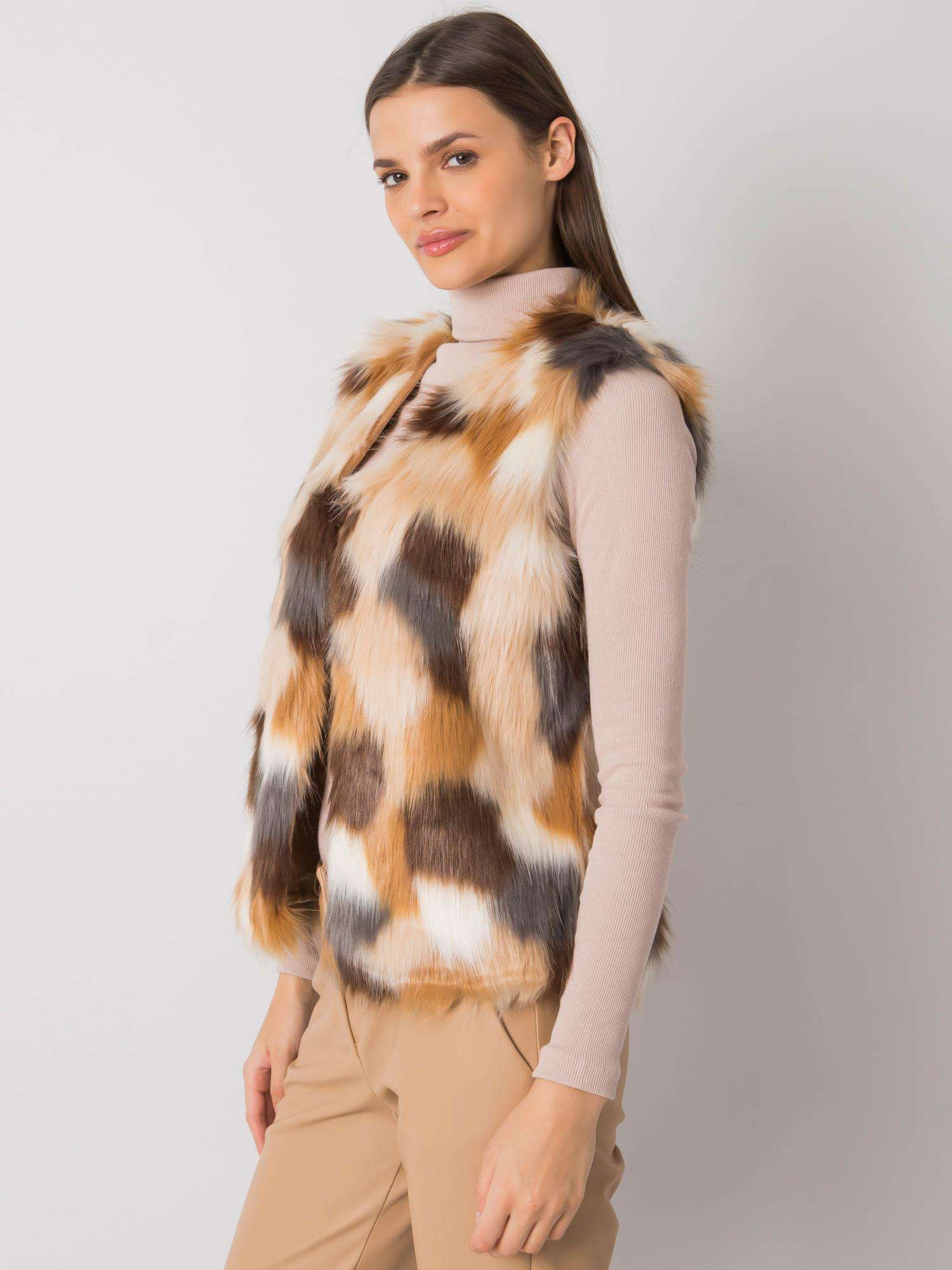Dillie Beige Faux Fur Vest
