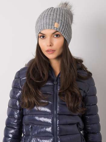 Dunkelgraue Damen Beanie-Mütze.