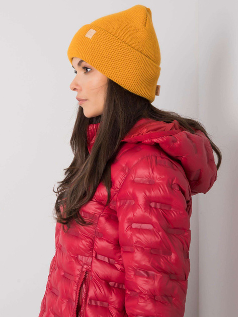 Ciemnożółta czapka beanie damska