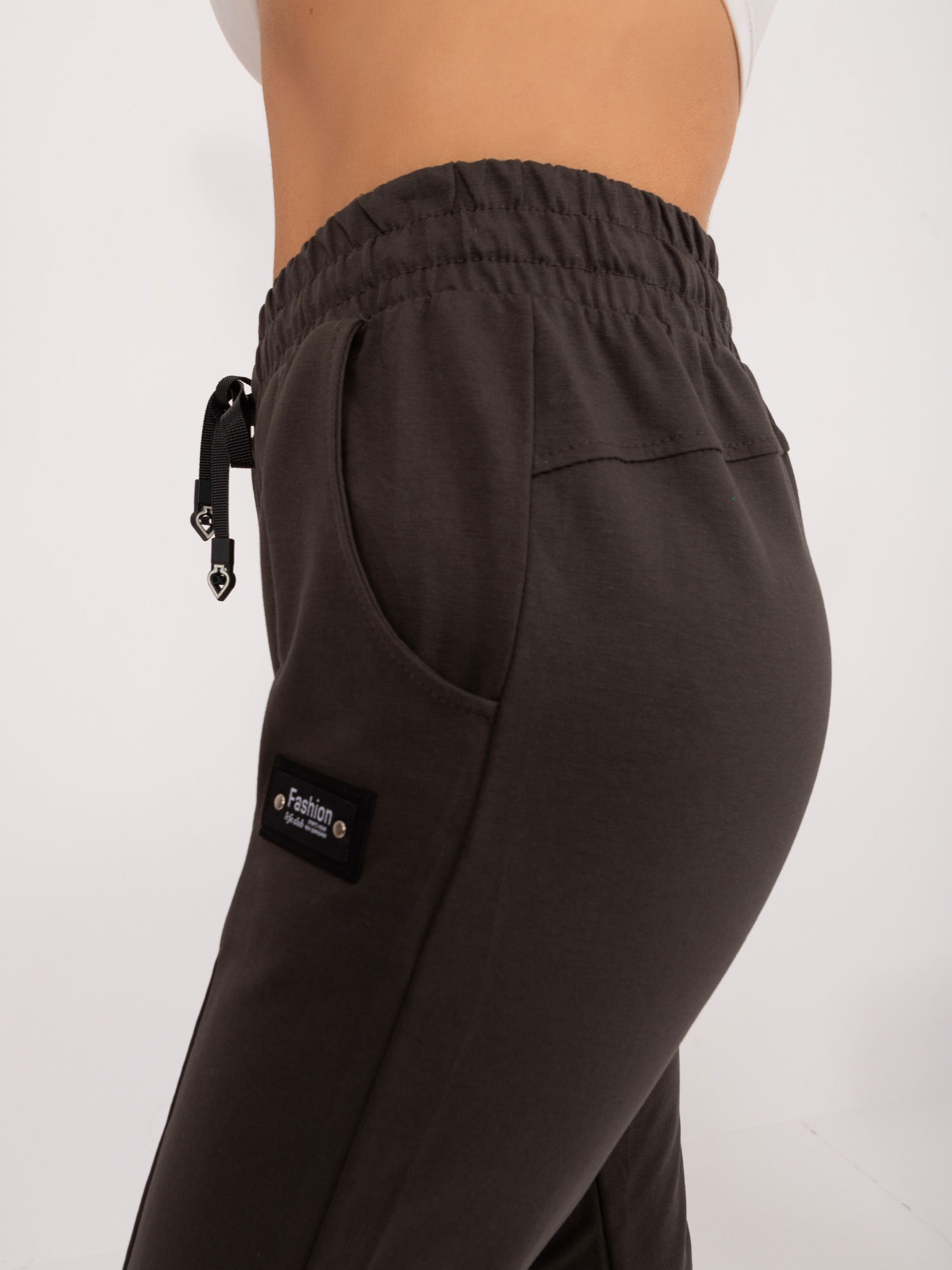 Spodnie dresowe ciemny khaki
