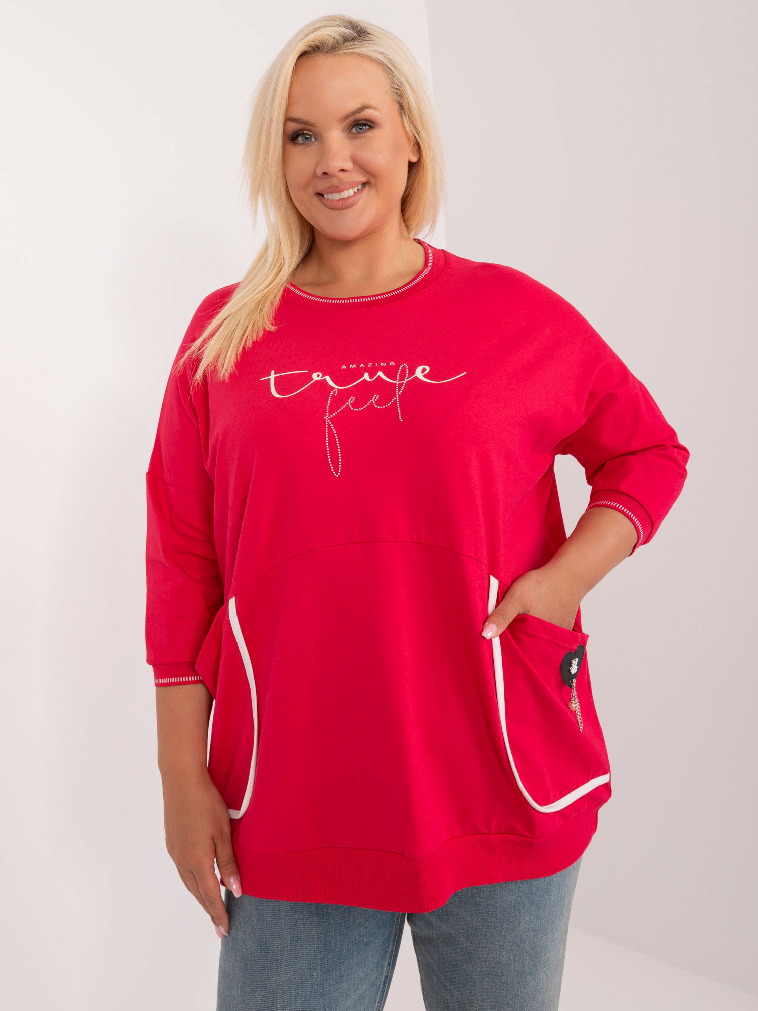 Hurt Red casual plus size blouse with an application.