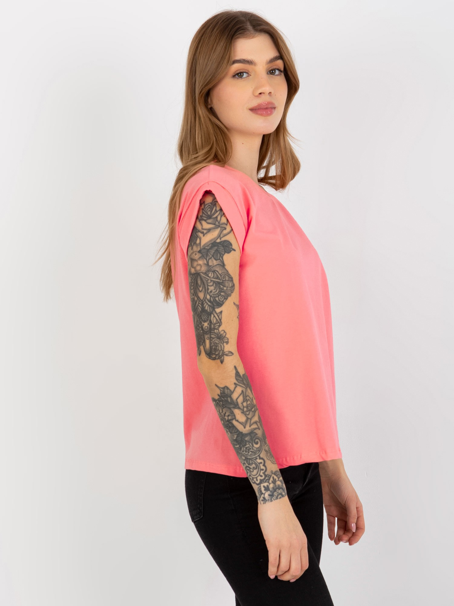 Brzoskwiniowy gładki t-shirt basic z bawełny Revolution
