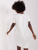 Hurtownia Ecru bawełniana sukienka basic do kolana