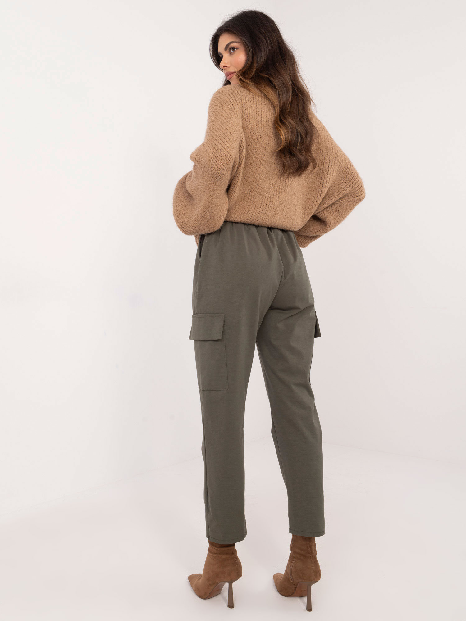 Spodnie khaki