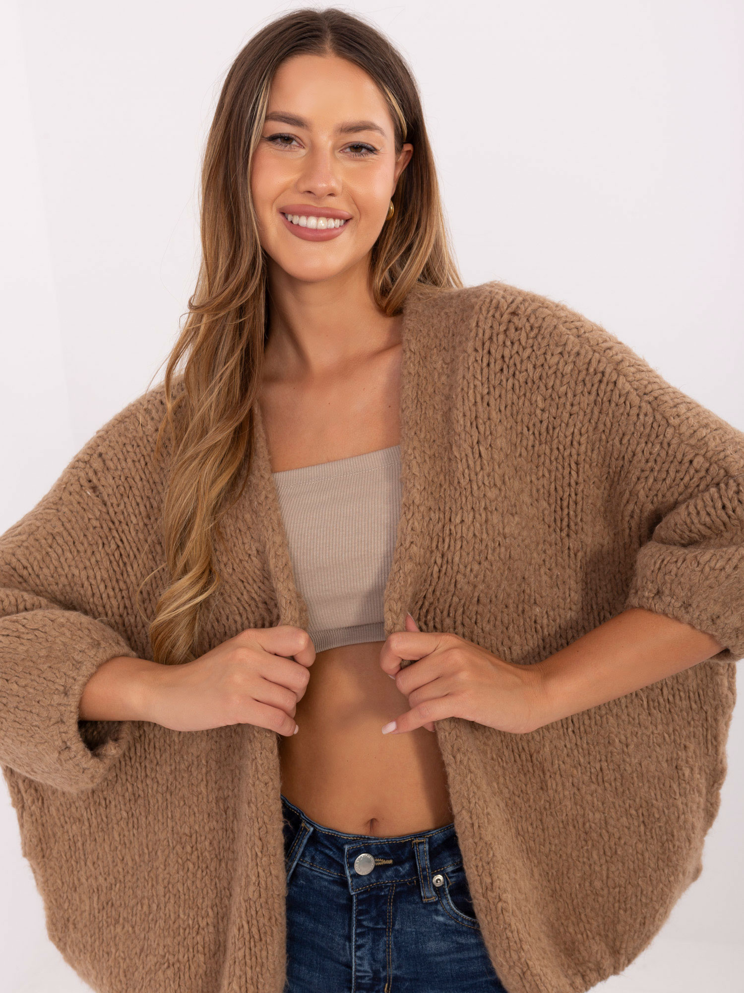 Sweter camelowy
