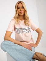 Hurt Jasnobrzoskwiniowy damski luźny t-shirt z nadrukiem 