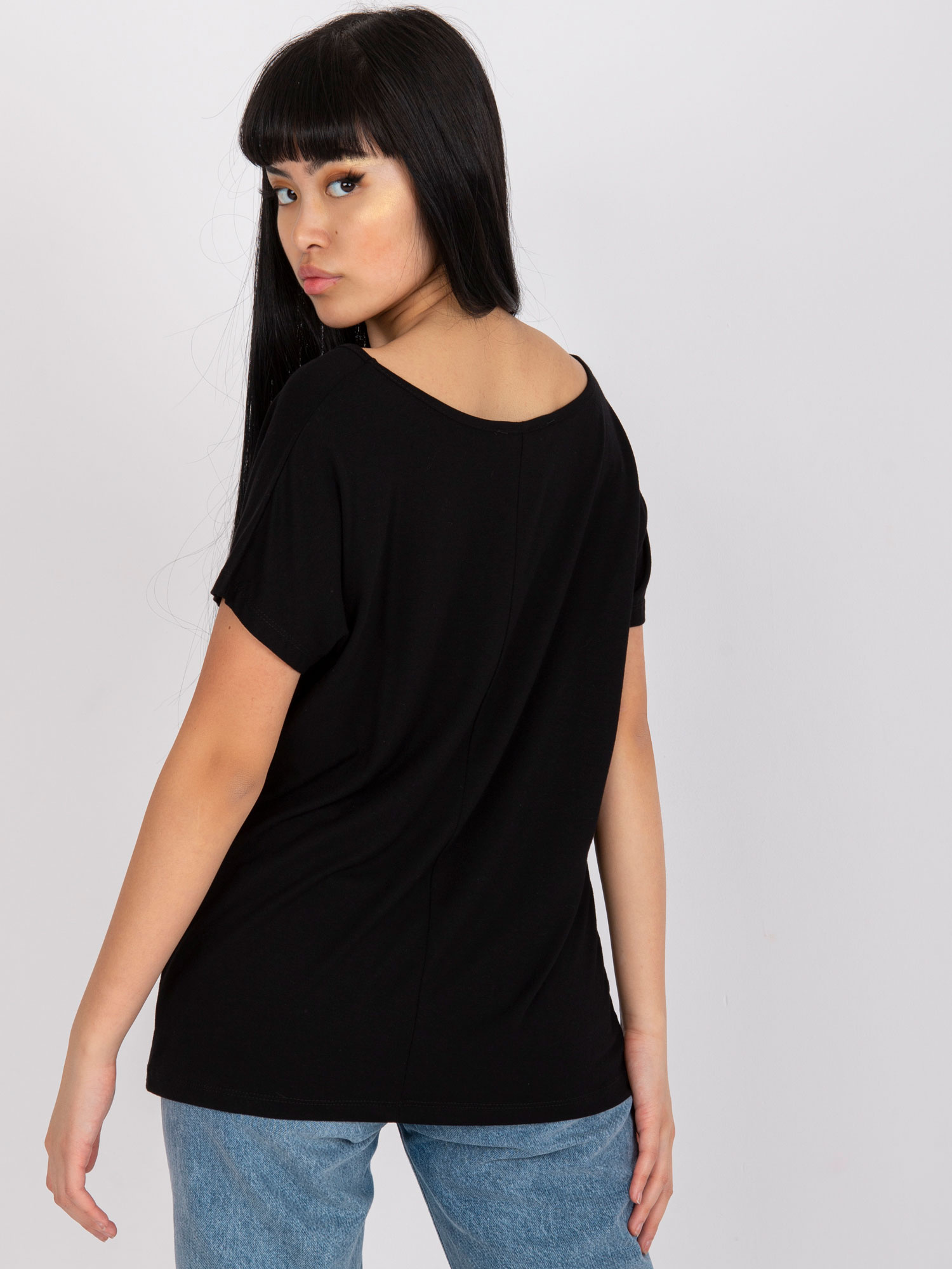 Black Aileen Viscose Solid Color T-Shirt 