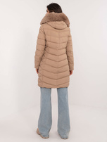 Großhandel Beige lange Winterjacke mit Kapuze.