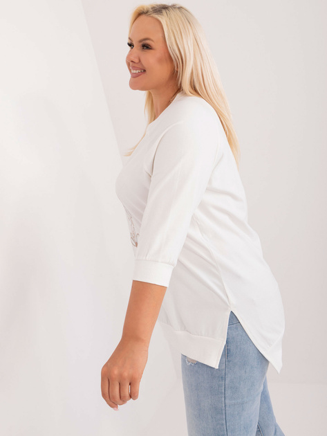 Hurtownia online Ecru bluzka plus size z naszywkami