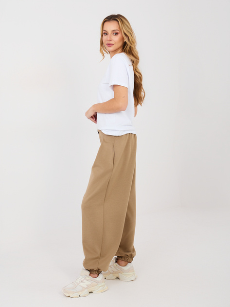 Jasnobrązowe spodnie z miękkiego materiału