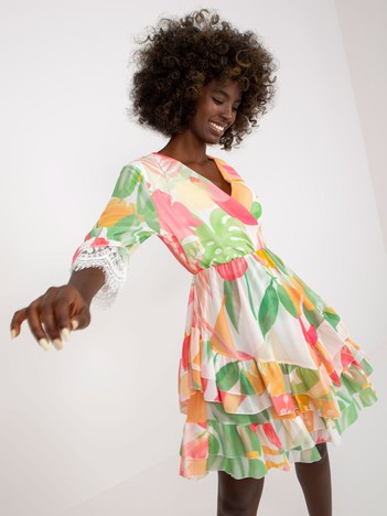 Hurt Różowo-zielona kopertowa sukienka z falbanami i printem