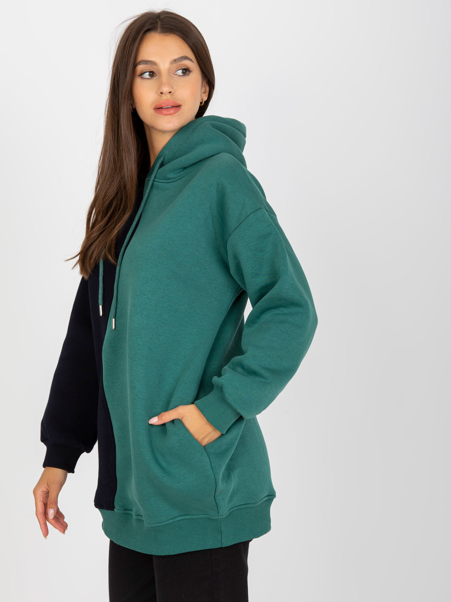 Czarno-zielona bluza damska basic z kapturem RUE PARIS