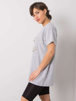 Szary t-shirt z napisem Elani