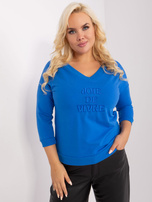 Hurtownia Ciemnoniebieska bluzka plus size z napisem